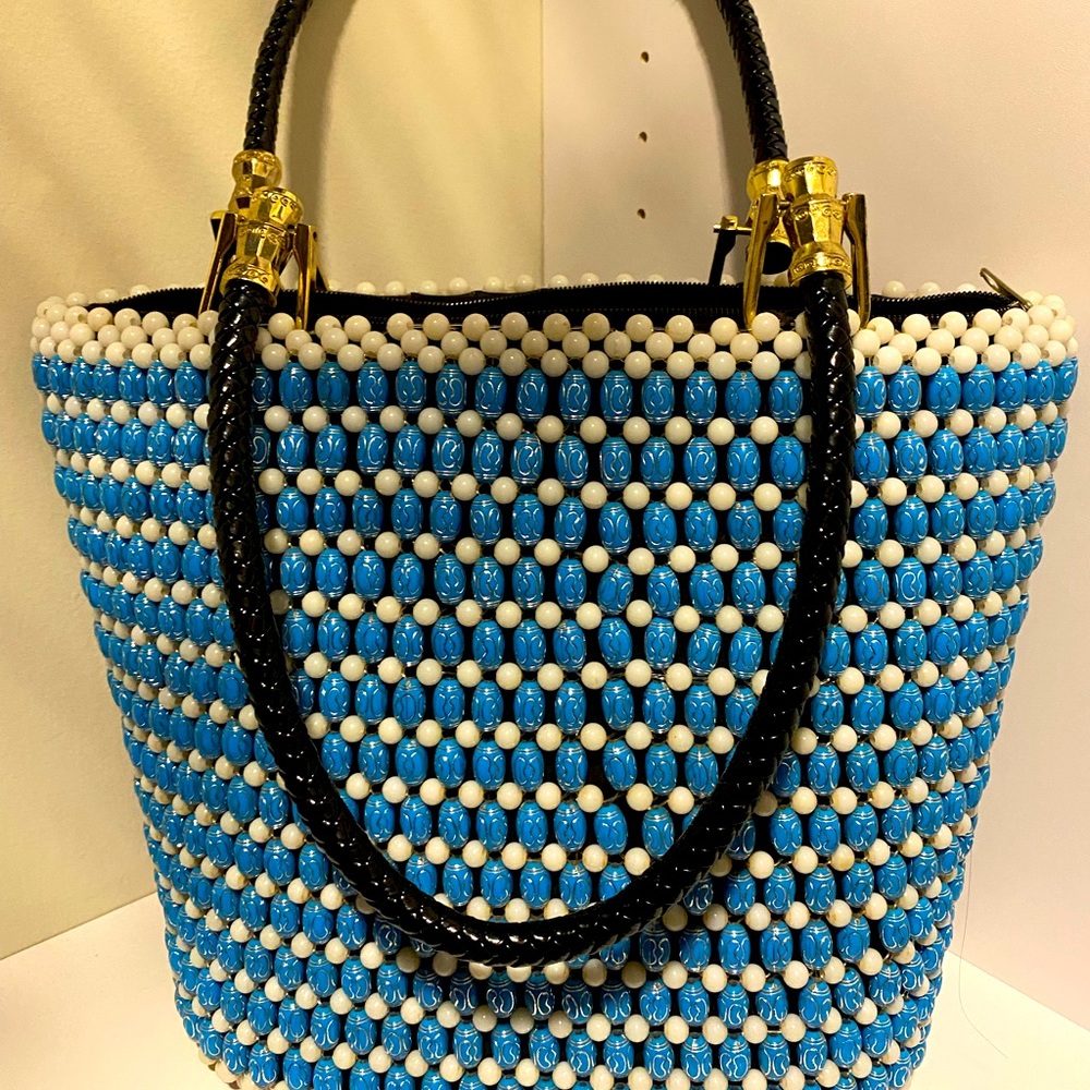 Women’s beaded turquoise and white purse